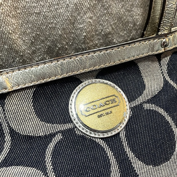 COACH Denim on Silver Shoulder Bag! - Picture 2 of 16